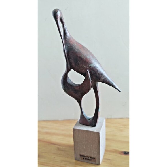 Hand Made Stone Sculpture  Mother & Baby Crane by R. Goettelma  8 3/4" - Picture 1 of 11